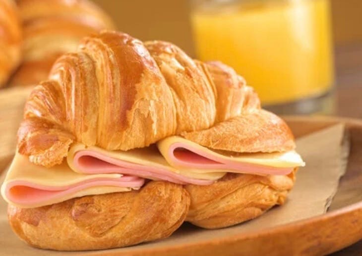 Croissant de York y Queso