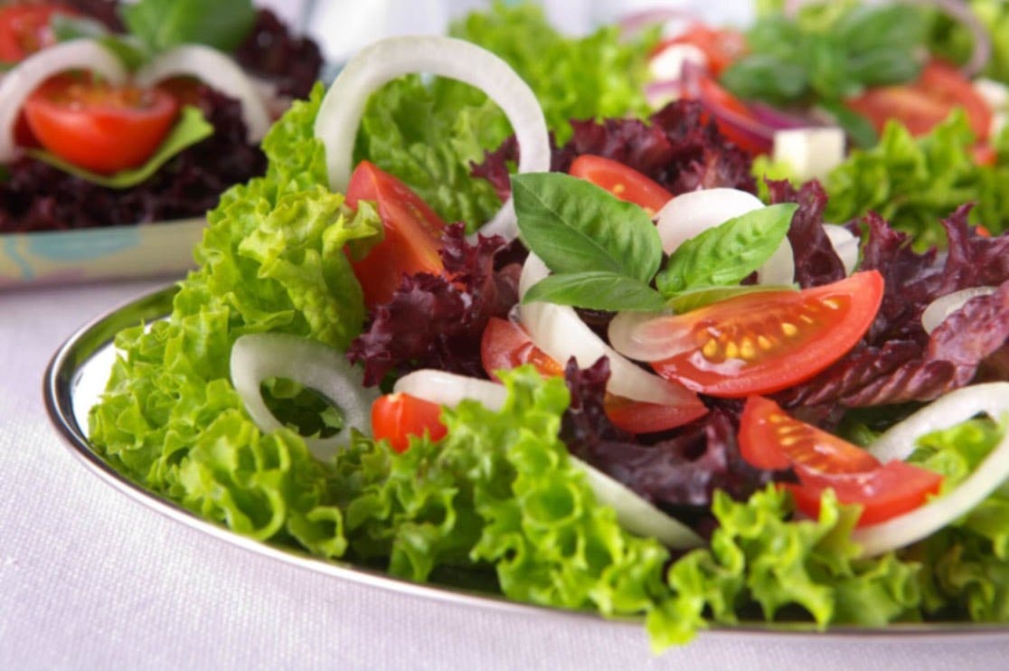 ENSALADA DE LA CASA (SALATA CASEI)