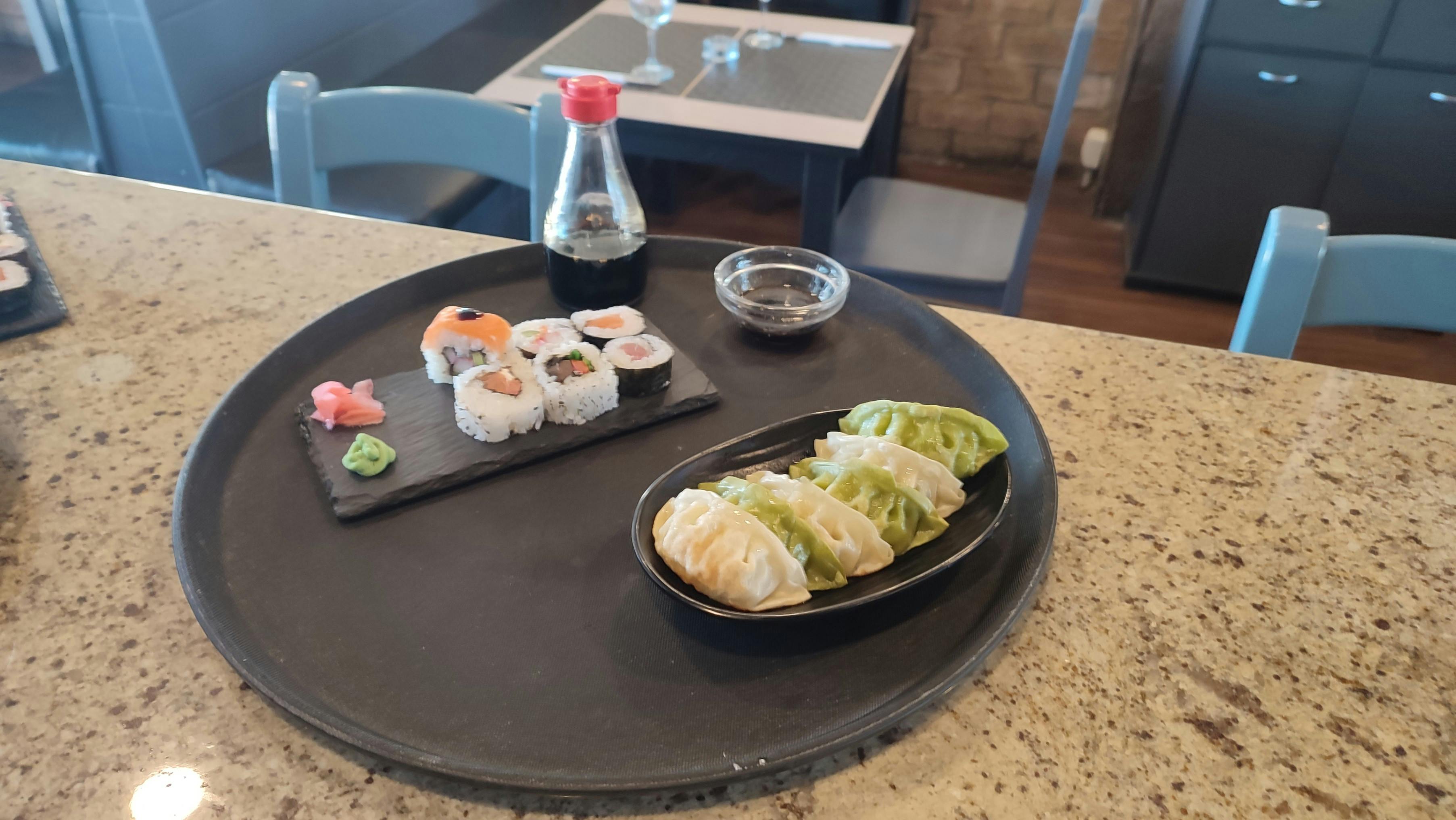 6 piezas de sushi