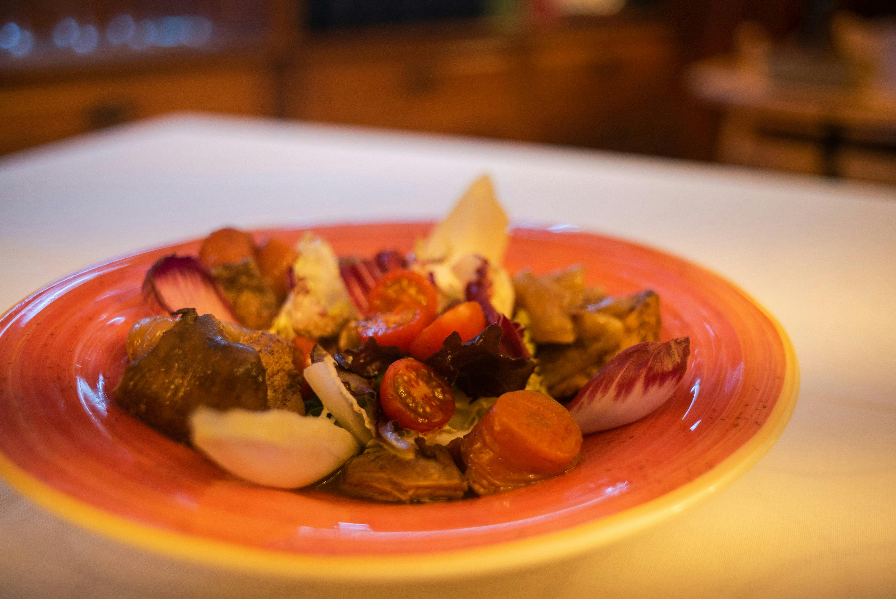 La Ensalada de Gallo de Corral Escabechado