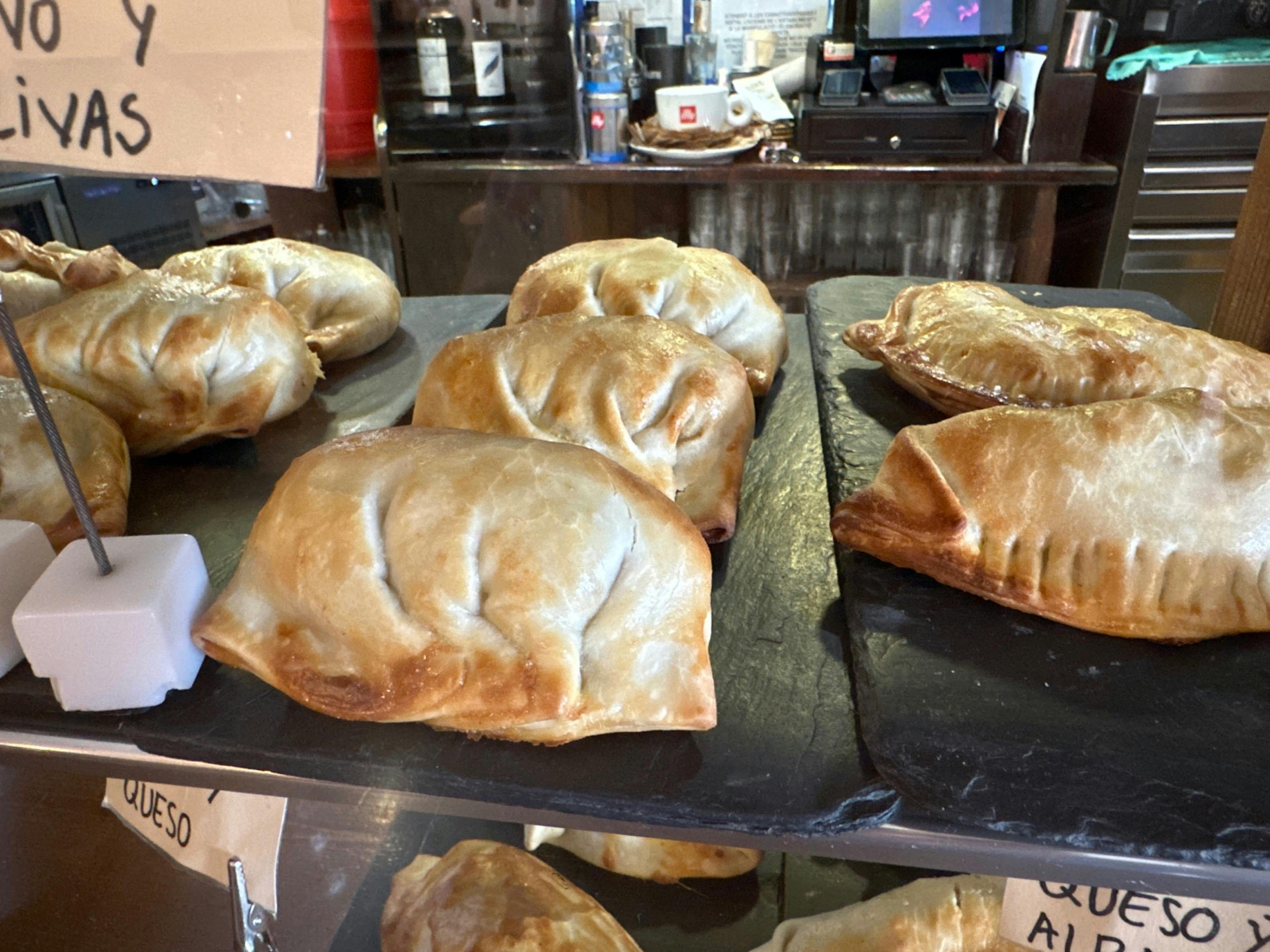 Empanadillas Caseras, “ hacer vuestra selección en La Barra” 