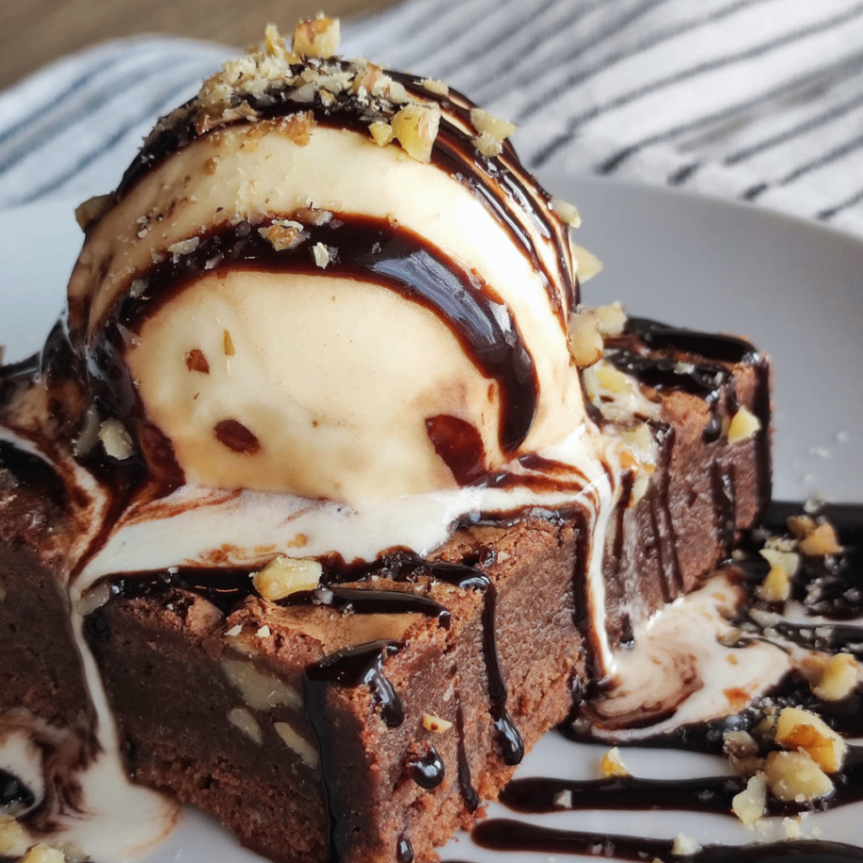 Brownie con Helado