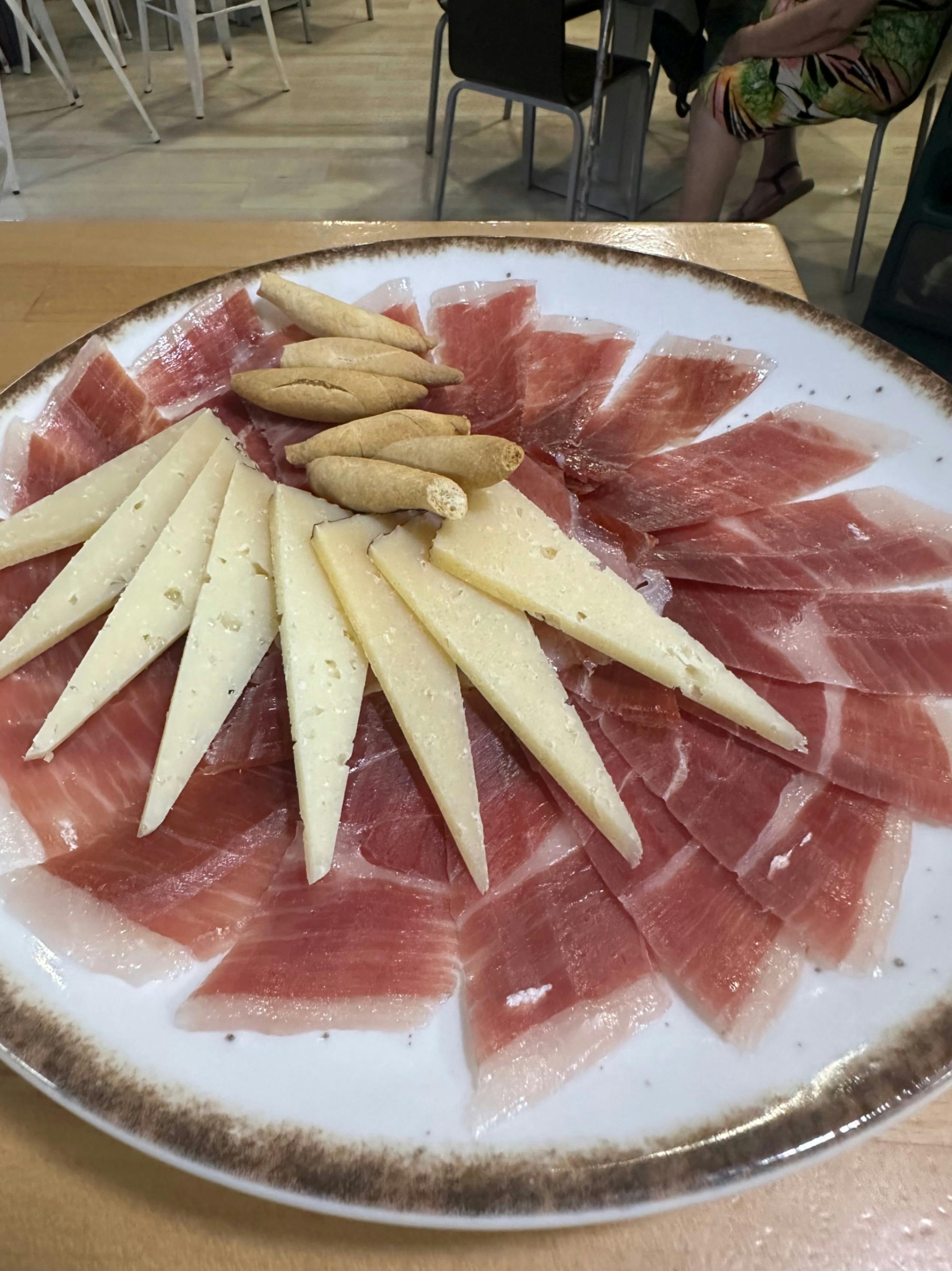 Jamón serrano y queso