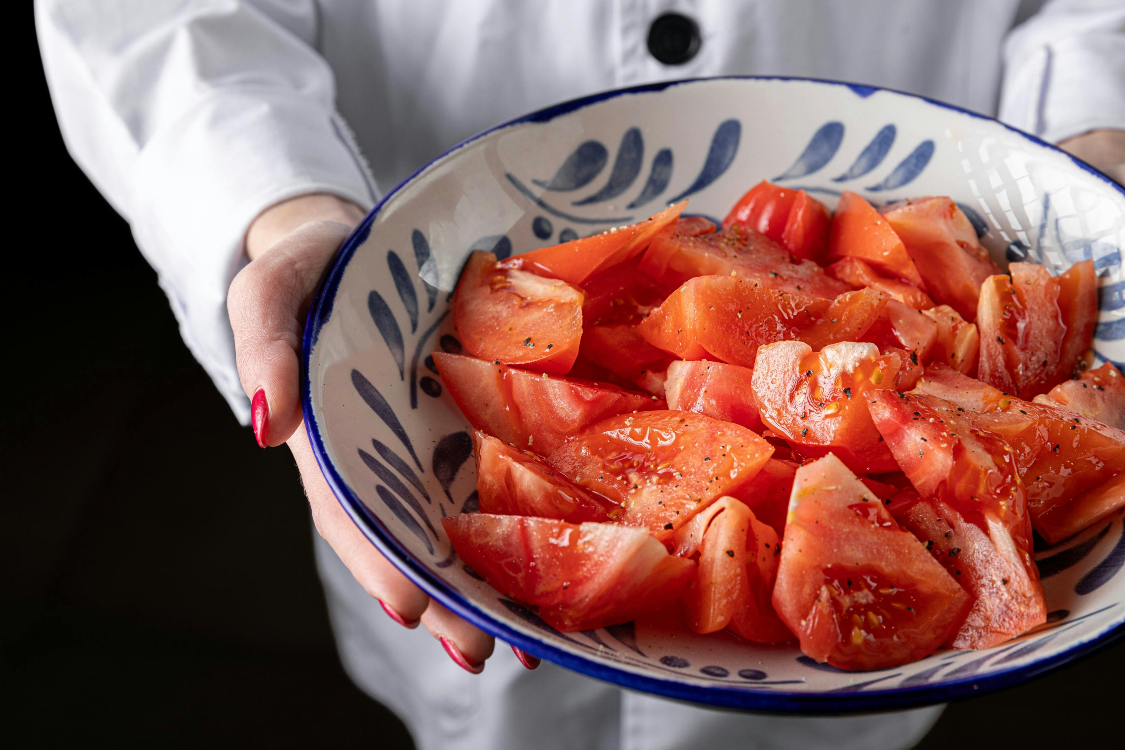 Tomate rosa de Almería aliñado